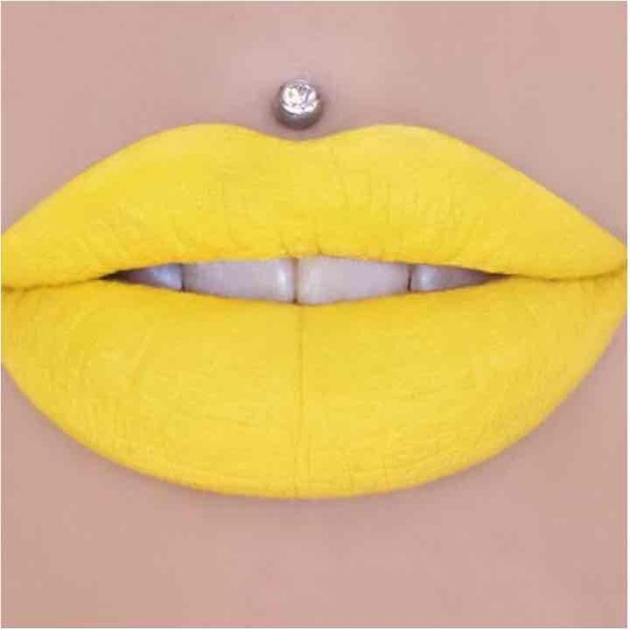 Jeffree Stars Queen Bee