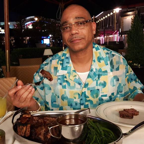 Meet your Posher, Keith - Picture 1 of 1