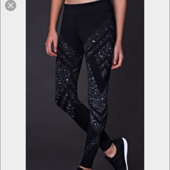 Luxtreme reflective tights size 4