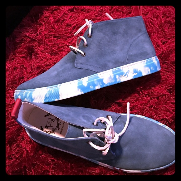 Suede Del toro's with cloud bottoms