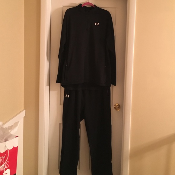 Mens under armour matching top and bottoms