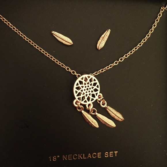Dream catcher necklace feather earring set