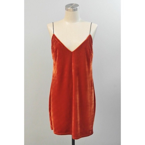 🚫Sold🚫Velvet Rust Dress - Picture 2 of 4