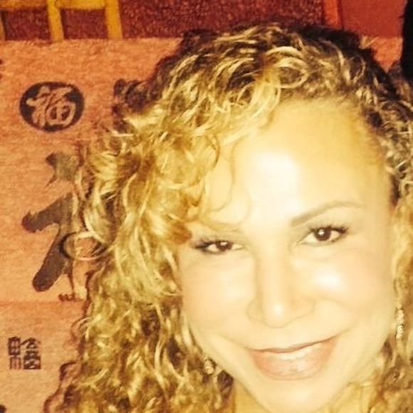 Meet your Posher, Linda - Picture 2 of 16