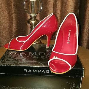 Red heels 🔖