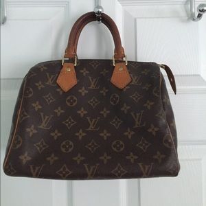 Authentic Louis Vuitton Speedy 25 Monogram Satchel