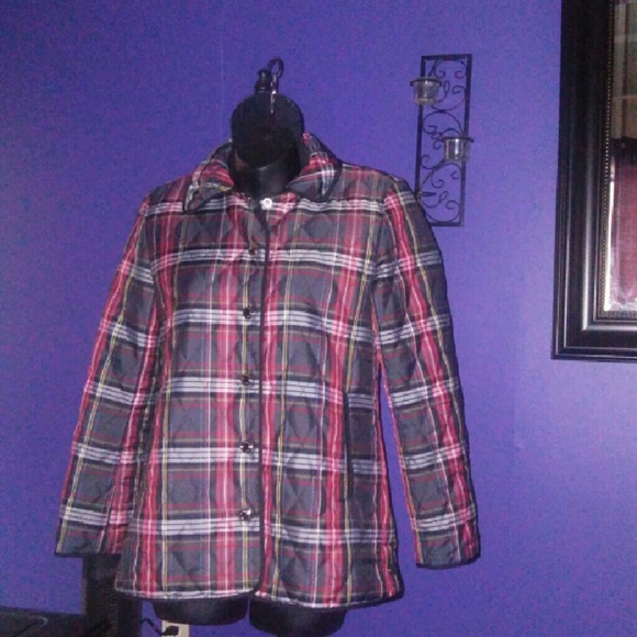 Coach SV Plaid quilted polyester outside jacket.