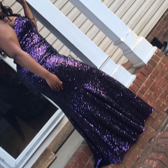 Beautiful purple and black Faviana Prom Gown
