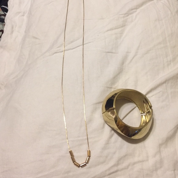 Necklace and bracelet