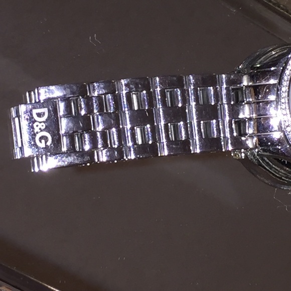 D&G Watch - Picture 3 of 3