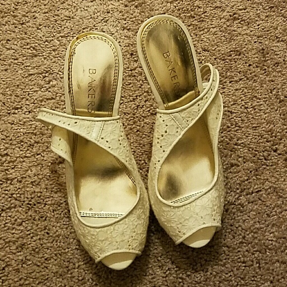 White Peep toe heels