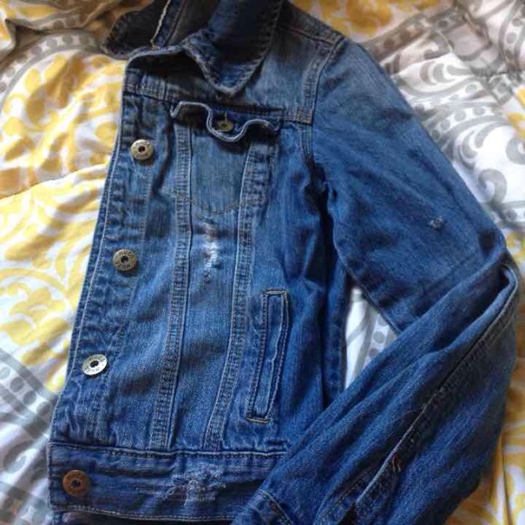 Distressed Denim jacket - Picture 2 of 4