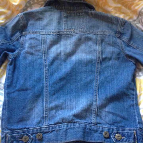 Distressed Denim jacket - Picture 3 of 4