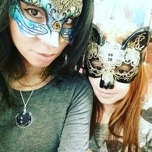 Meet your Posher, Vanessa