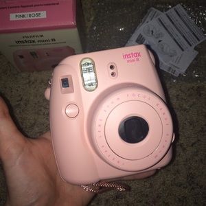 PRICE FIRM 🎉 INSTAX MINI 8 🔥