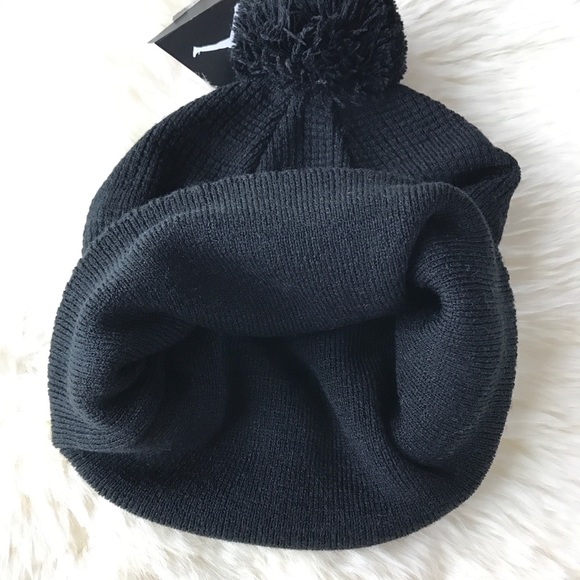 Nike Air Jordan Jumpman Knit Pom Beanie - Picture 4 of 4