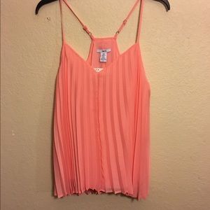 Show pleated tank top