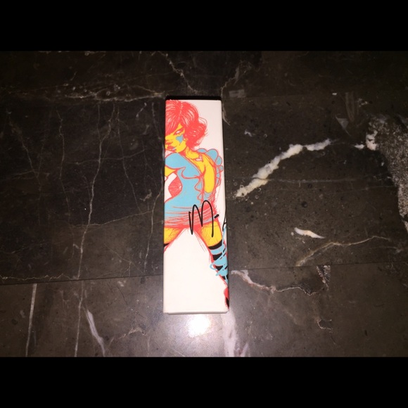 MAC Fafi Limited Edition "Strawbaby" - Picture 3 of 3