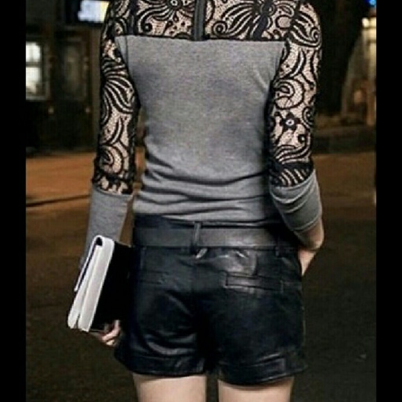 HOST PICK ☺✋❤Sexy Long Sleeve Shirt  - Picture 2 of 5