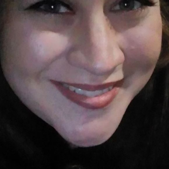 Meet your Posher, Jen