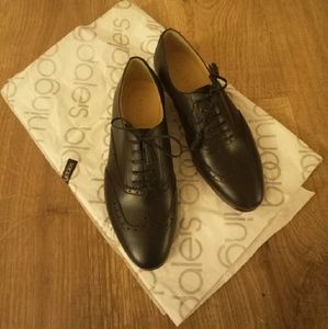 Final Reduced !!! J crew navy oxford flats