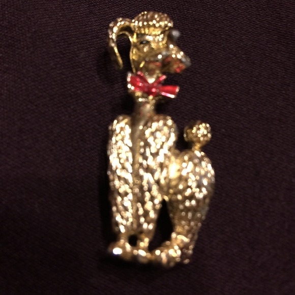 Adorable poodle dog brooch/Pin