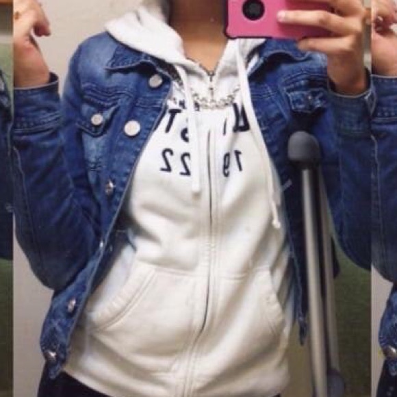 Jean jacket - Picture 2 of 2