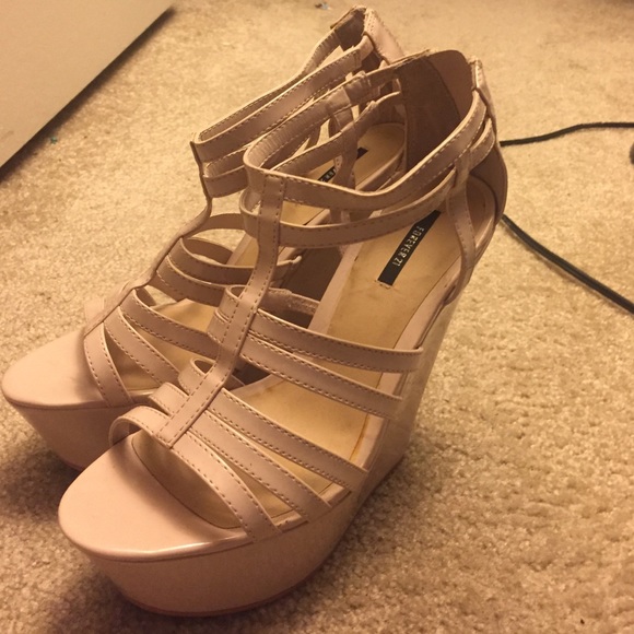 Nude forever 21 wedges size 8