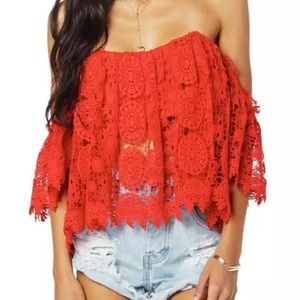 NWT NEW Tularosa Amelia Crop Cayenne small