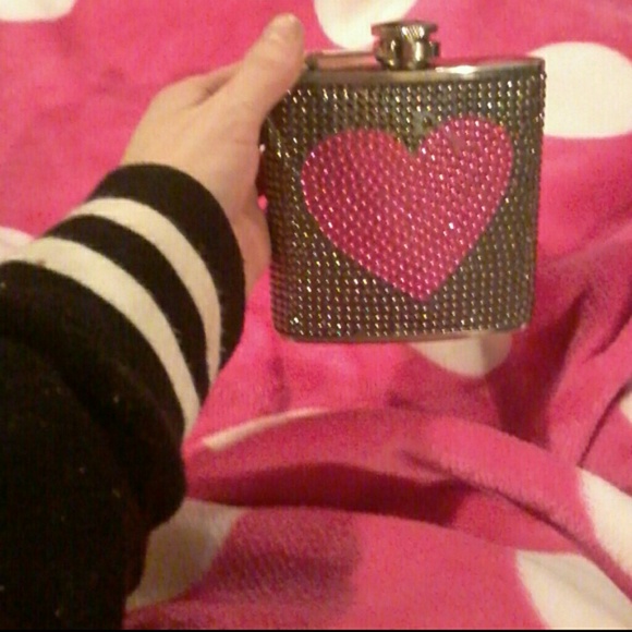 Flask - Picture 3 of 4