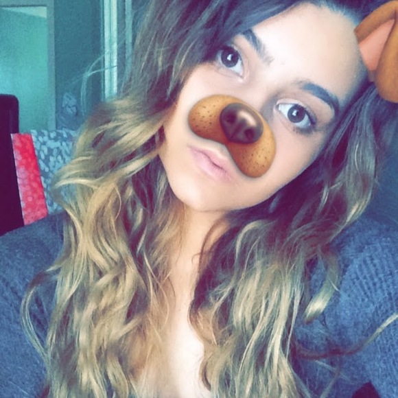 Meet your Posher, Leslie