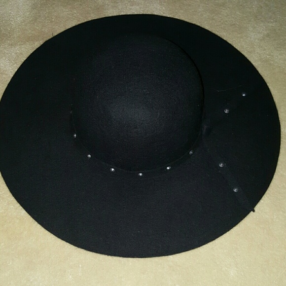 STUDDED SIMPLE KNOT WOOL FLOPPY HAT