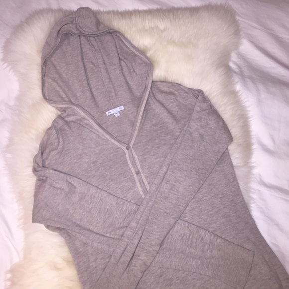 Gap cozy lightweight sweater with hoodie