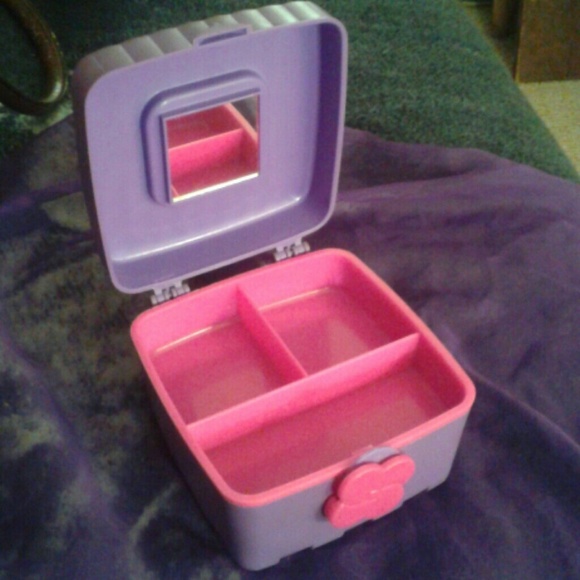 Caboodle - Picture 2 of 3