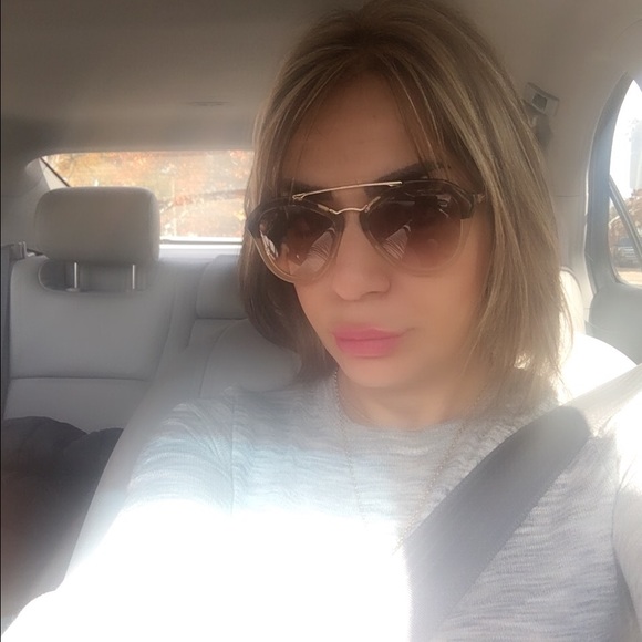 Meet your Posher, Eli