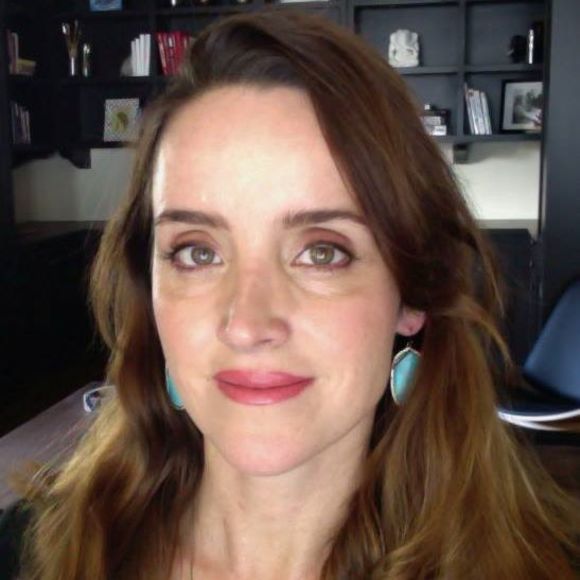 Meet your Posher, Jennifer - Picture 1 of 1