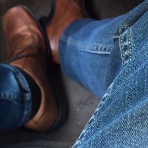 Meet your Posher, Adam