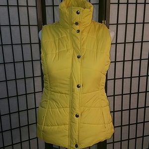 Women New York & Company Puffer Vest
