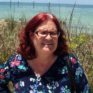 Meet your Posher, Denise