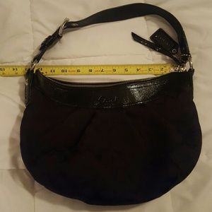 COACH, authentic, medium size purse