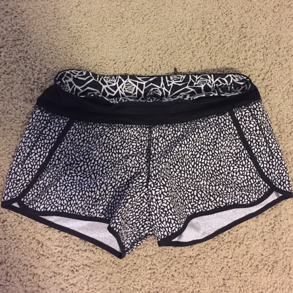Lululemon run times size 6
