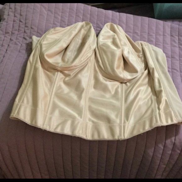 38H longline strapless
