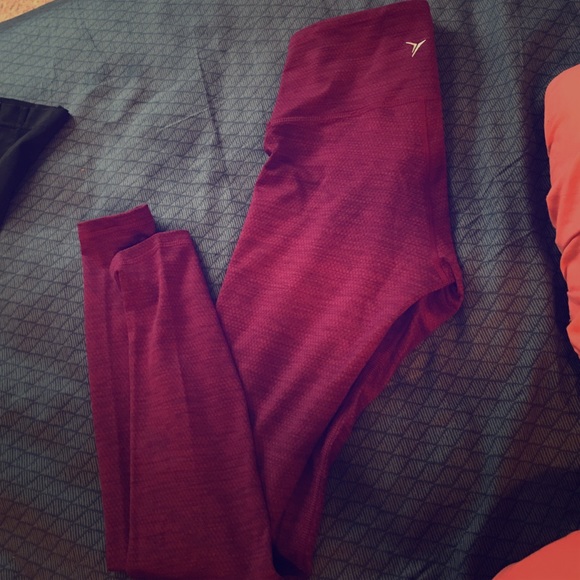 Athletic leggings