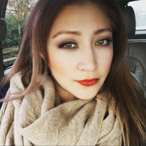 Meet your Posher, Wilhelmina - Picture 4 of 4