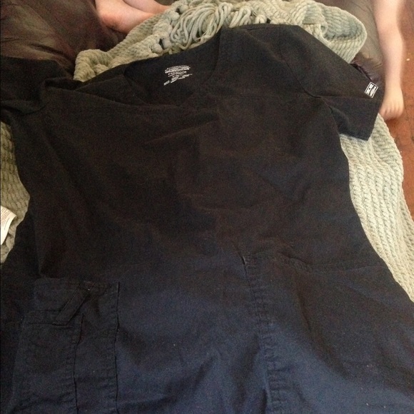 Cherokee scrub top