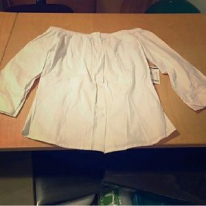 NWT white Bardot/off-the-shoulder top