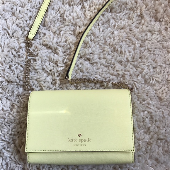 kate spade Handbags - ❗️PRICE DROP❗️Yellow Kate Spade crossbody.