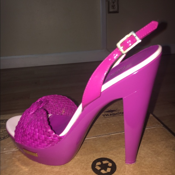 Versace Slingback Sandal - Magenta