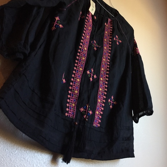 NWT Kyla Seo Embroidered Woven Blouse - Picture 4 of 4