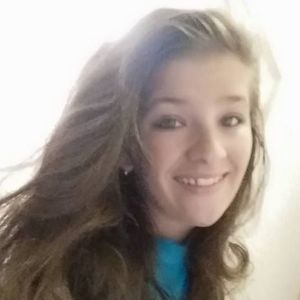 Meet your Posher, Leah